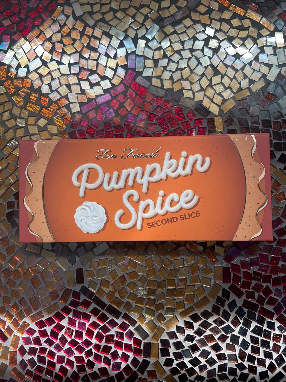 Too Faced Pumpkin Spice Eyeshadow Palette - Orange, Brown, White NEW